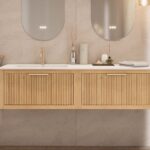 Hangend naturel eiken badkamermeubel 120 cm met één lade en dubbele mat beige mineraalstenen wastafel