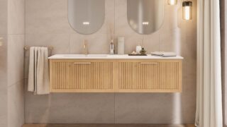 Hangend naturel eiken badkamermeubel 120 cm met één lade en dubbele mat beige mineraalstenen wastafel