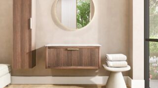 Hangend houten badmeubel 100 cm met één lade en wit marmer blad met ronde keramische waskom