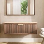 Hangend donker eiken badkamermeubel 120 cm met één lade en limestone blad met één waskom