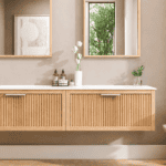 Hangend naturel eiken badkamermeubel 200 cm met één lade en solid surface blad met witte waskom