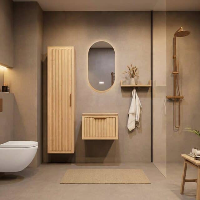 Modern hangend eiken badkamermeubel 60 cm met ribbelfront, één lade en limestone blad met keramische waskom
