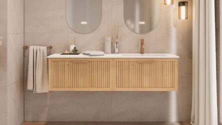 Hangend naturel eiken badkamermeubel 120 cm met twee lades en dubbele mat beige mineraalstenen wastafel
