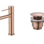 Moderne lage wastafelkraan in geborsteld koper voor een badmeubel met wastafel, geleverd als complete set inclusief bijpassende clickwaste met duurzame PVD-coating. De clickwaste is een handige pop-up afvoer die je eenvoudig opent en sluit door erop