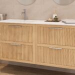 Modern naturel eiken badkamermeubel 100 cm met één lade en mat beige mineraalstenen wastafel