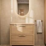 Hangend donker eiken badkamermeubel 80 cm met twee lades en grijs limestone blad