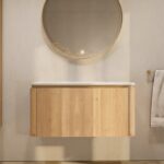 Rond hangend naturel eiken badkamermeubel 100 cm met afgeronde hoeken en mat beige blad met witte waskom