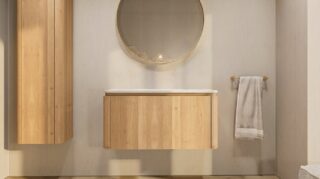 Rond hangend naturel eiken badkamermeubel 100 cm met afgeronde hoeken en mat beige blad met witte waskom