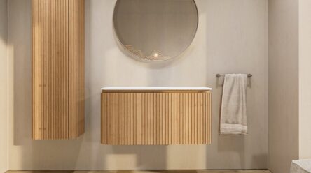 Rond hangend naturel eiken badkamermeubel 100 cm met afgeronde hoeken, groevenfront en mat wit wastafelblad