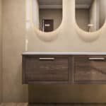 Modern naturel eiken badkamermeubel 140 cm met enkele lade, vlak front en grijs limestone blad met witte waskom
