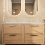 Hangend donker eiken badkamermeubel 140 cm met dubbele lade en limestone blad met witte waskom