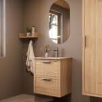 Modern naturel eiken badkamermeubel 60 cm met twee lades en Mat Beige mineraalstenen wastafel