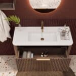 Rond donker eiken badkamermeubel 100 cm met groevenfront en mat witte solid surface wastafel