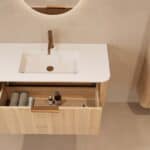 Rond naturel eiken badkamermeubel 100 cm met vlak front en mat witte solid surface wastafel