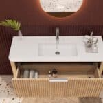 Rond naturel eiken wastafelmeubel 120 cm met groevenfront en mat witte solid surface wastafel