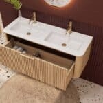 Rond naturel eiken badkamermeubel 120 cm met groevenfront en dubbele mat witte solid surface wastafel