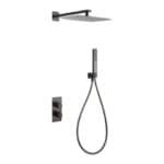 Thermostatische inbouw doucheset in black gun metal met duurzame PVD-coating, geleverd als complete set met handdouche en doucheslang, inclusief inbouwdeel. Uitgevoerd met muuraansluiting. Onderdeel van de Genève serie, uitgevoerd in massief messing