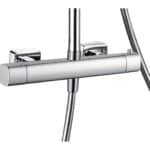 Thermostatische opbouw doucheset in chroom, geleverd als complete set met handdouche, glijstang en doucheslang. Onderdeel van de Lugano serie, uitgevoerd in massief messing en verkrijgbaar in 6 kleuren. Voorzien van 5 jaar garantie.