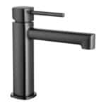 Wastafelkraan laag in black gun metal met duurzame PVD-coating. Onderdeel van de Lugano serie, ambachtelijk uit één stuk massief messing vervaardigd en verkrijgbaar in 6 kleuren. Voorzien van 5 jaar garantie.