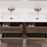 Hangend modern badmeubel 140 cm donker eiken met vlak front en twee softclose lades