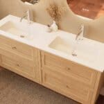 Modern naturel eiken badkamermeubel 160 cm met twee lades en mat witte mineraalstenen wastafel