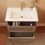 Modern donker eiken badkamermeubel 80 cm met twee lades en mat witte mineraalstenen wastafel